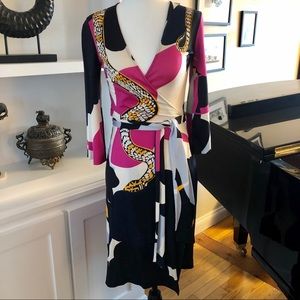 ✨DVF✨ EVE Iconic Wrap Dress - Hard to Find!